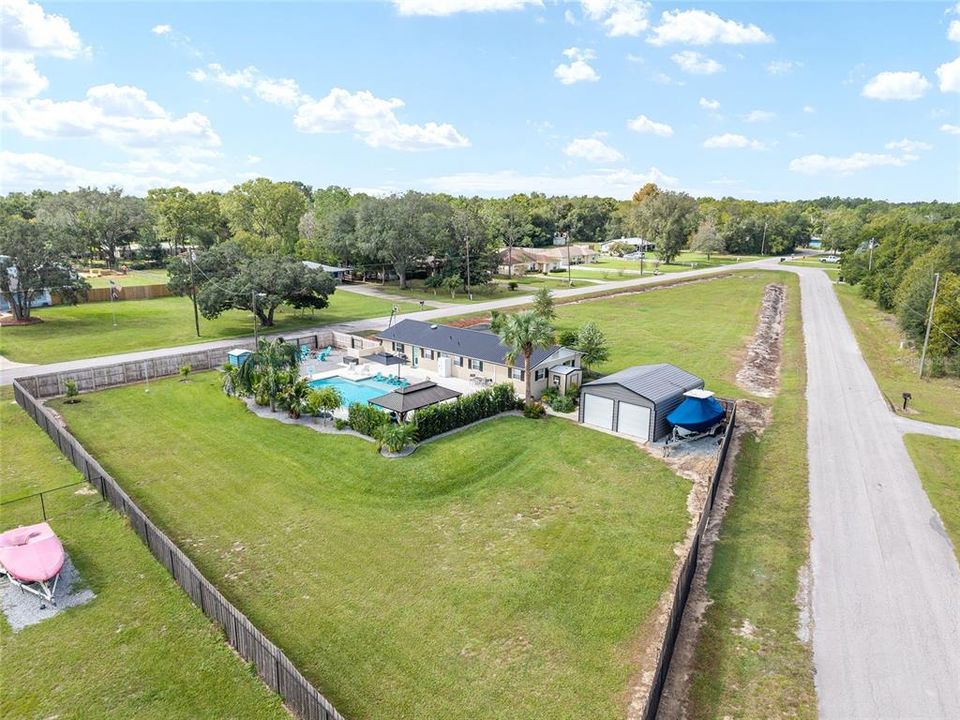 Activo con contrato: $365,000 (3 camas, 2 baños, 1392 Pies cuadrados)