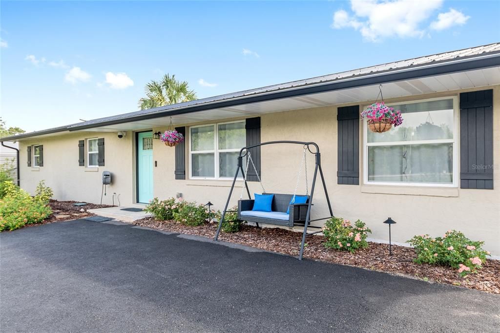 Activo con contrato: $365,000 (3 camas, 2 baños, 1392 Pies cuadrados)