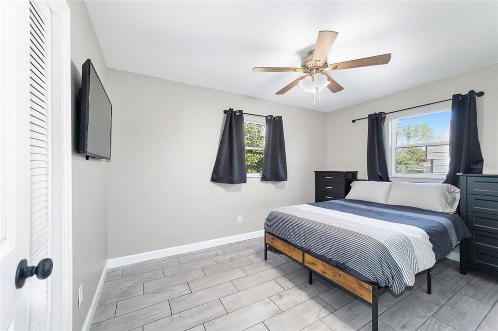 Activo con contrato: $365,000 (3 camas, 2 baños, 1392 Pies cuadrados)