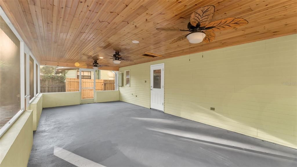 For Sale: $644,000 (5 beds, 3 baths, 3005 Square Feet)