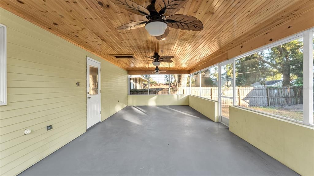 For Sale: $644,000 (5 beds, 3 baths, 3005 Square Feet)