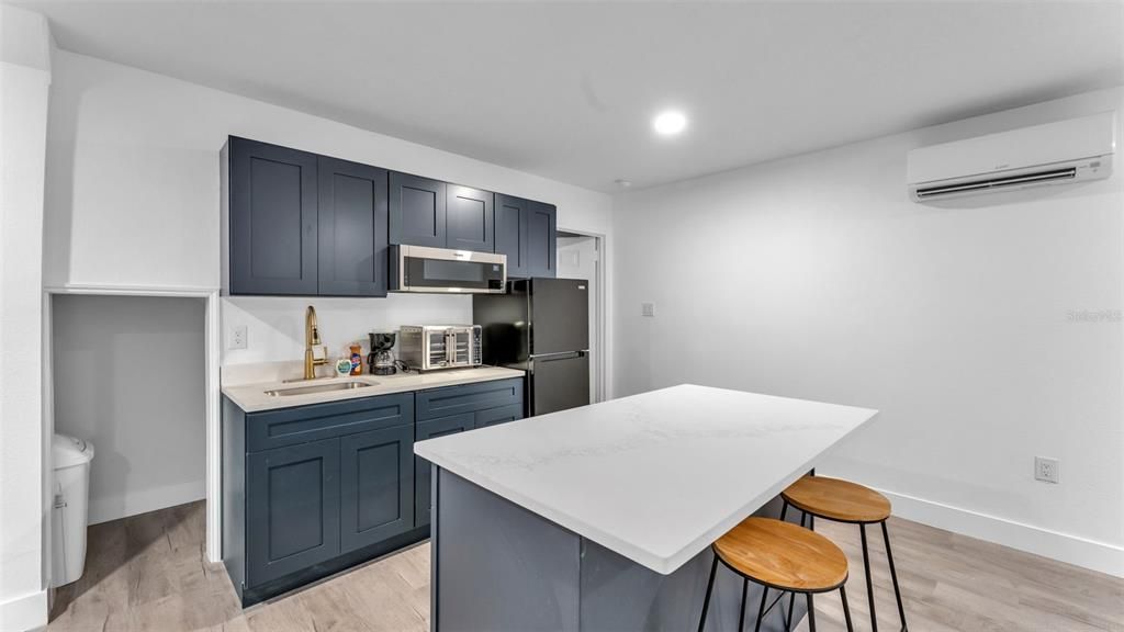 For Sale: $644,000 (5 beds, 3 baths, 3005 Square Feet)