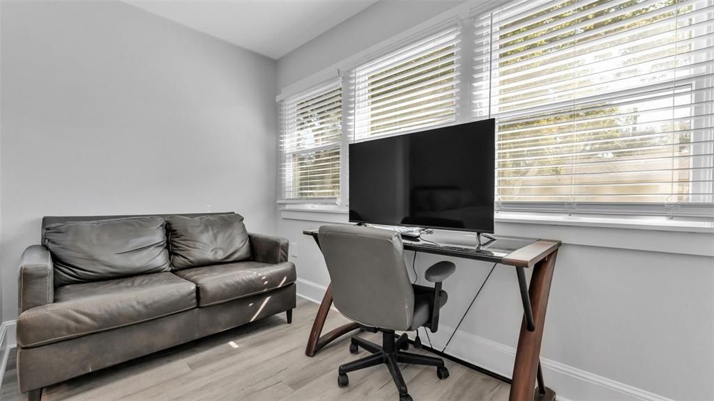 For Sale: $644,000 (5 beds, 3 baths, 3005 Square Feet)