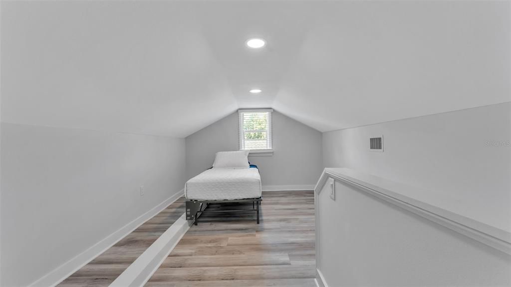 For Sale: $644,000 (5 beds, 3 baths, 3005 Square Feet)