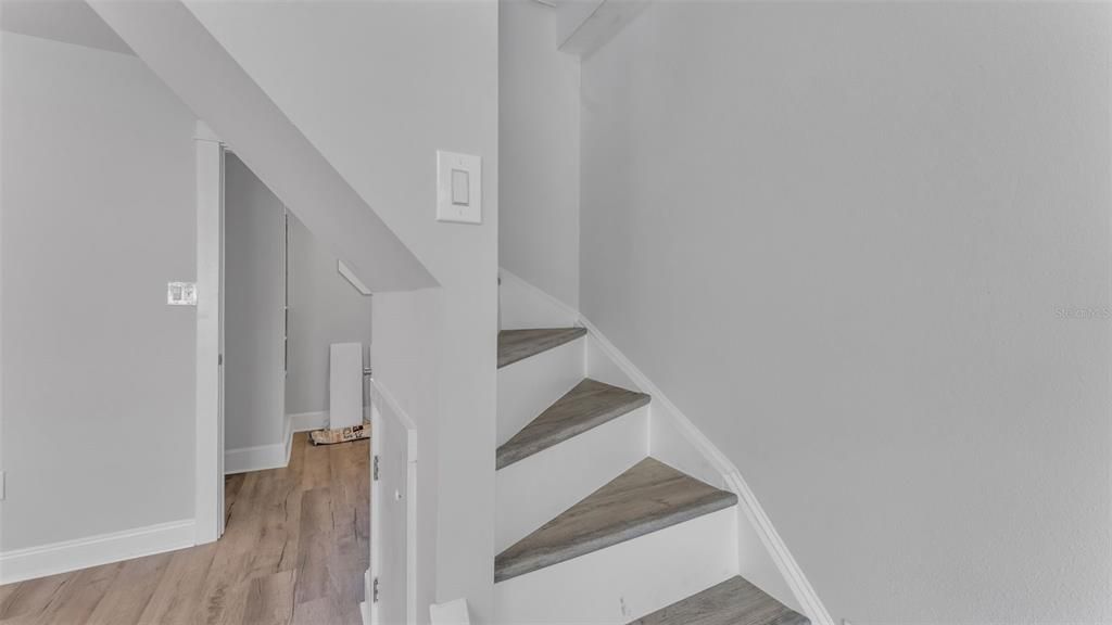 For Sale: $644,000 (5 beds, 3 baths, 3005 Square Feet)