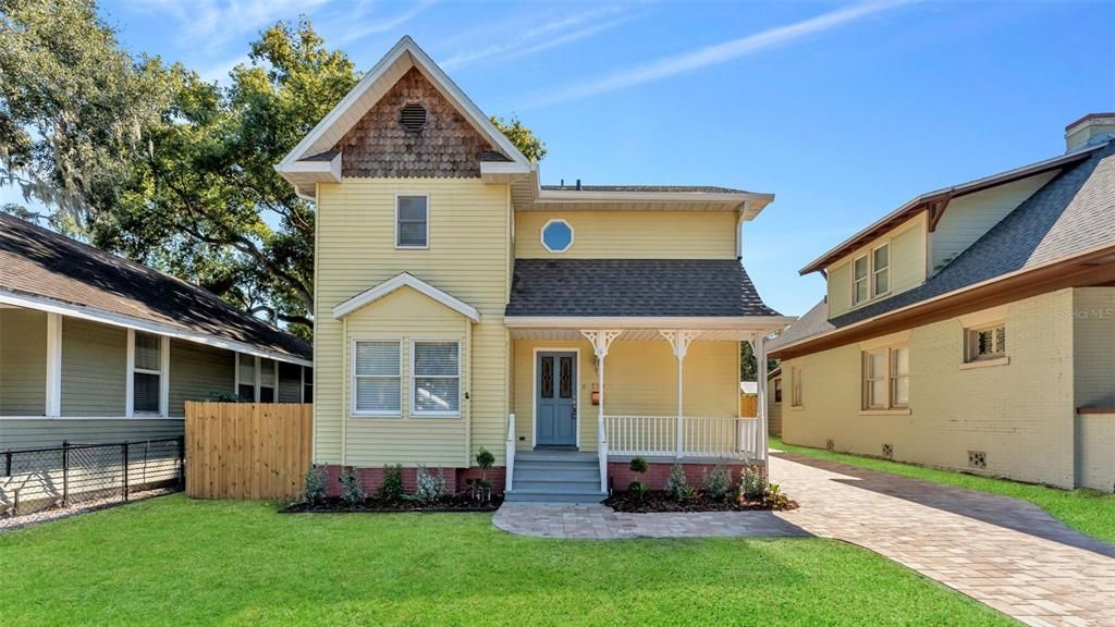 For Sale: $644,000 (5 beds, 3 baths, 3005 Square Feet)