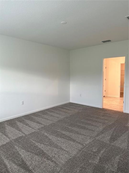 Active With Contract: $2,200 (4 beds, 2 baths, 1936 Square Feet)