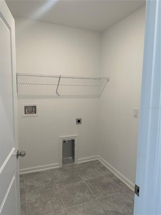 Active With Contract: $2,200 (4 beds, 2 baths, 1936 Square Feet)