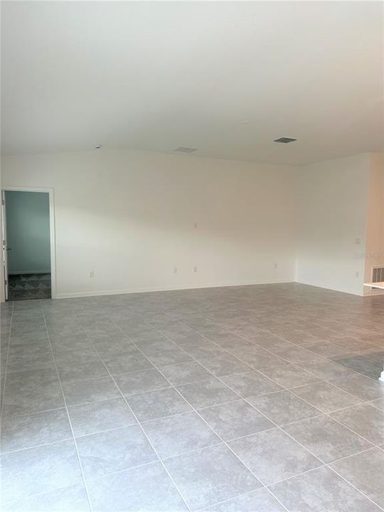 Active With Contract: $2,200 (4 beds, 2 baths, 1936 Square Feet)