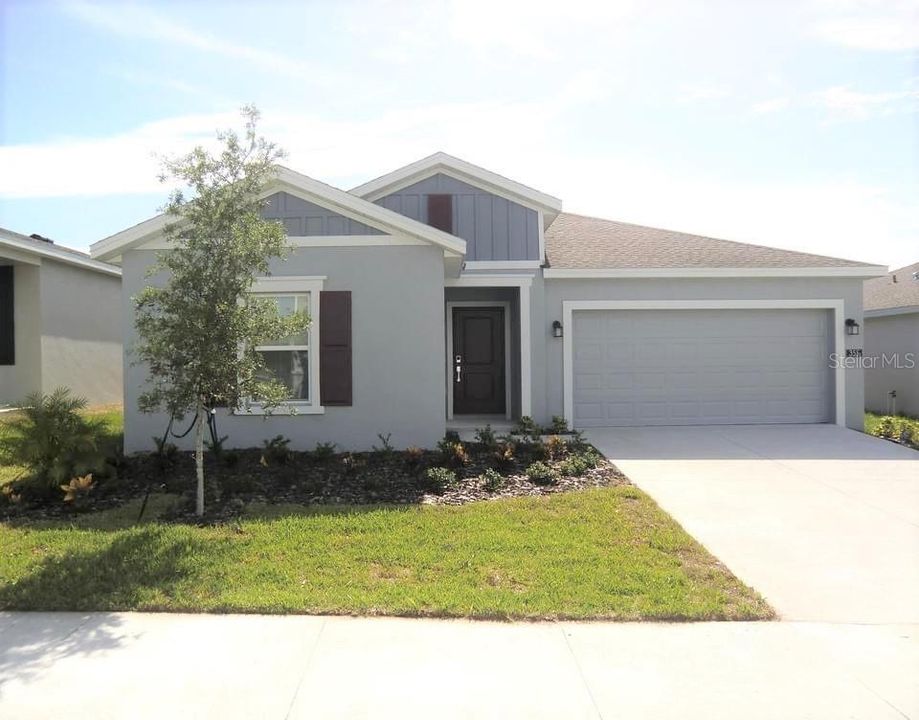 Active With Contract: $2,200 (4 beds, 2 baths, 1936 Square Feet)