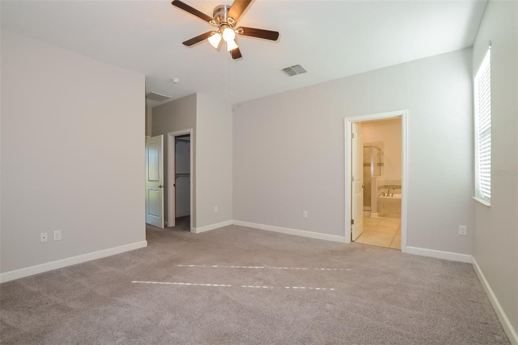 For Rent: $2,295 (3 beds, 2 baths, 2027 Square Feet)