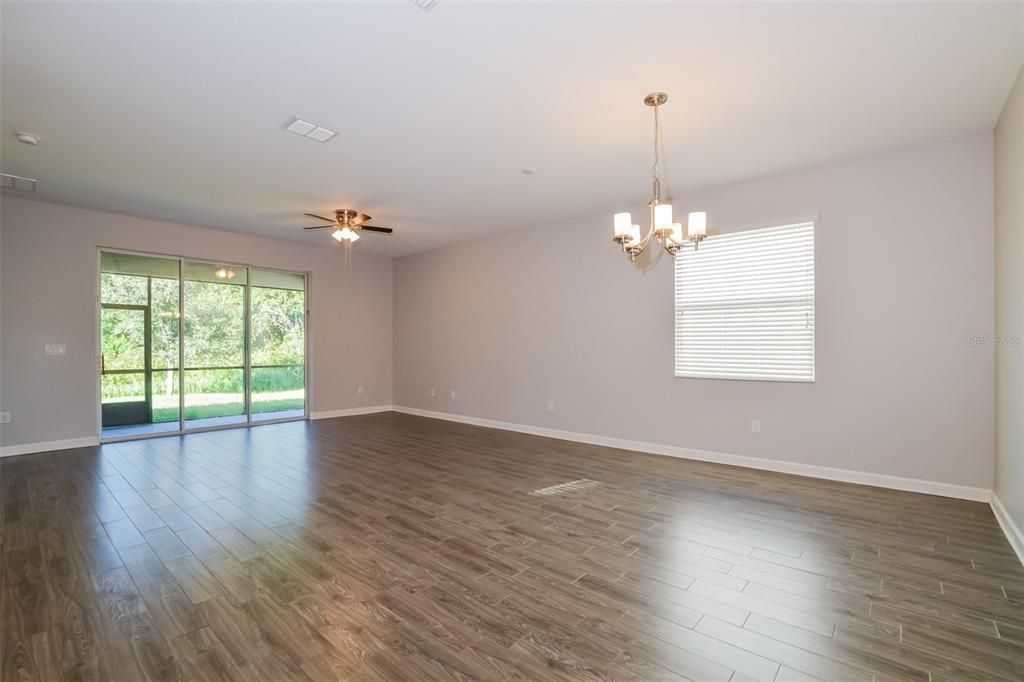 For Rent: $2,295 (3 beds, 2 baths, 2027 Square Feet)