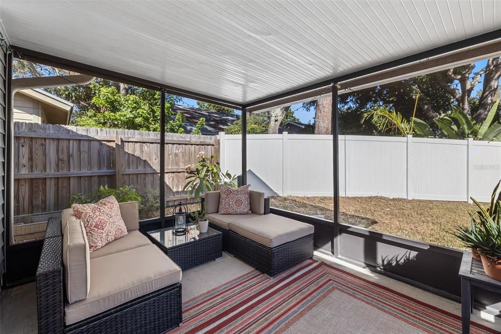 Activo con contrato: $387,000 (3 camas, 2 baños, 1348 Pies cuadrados)