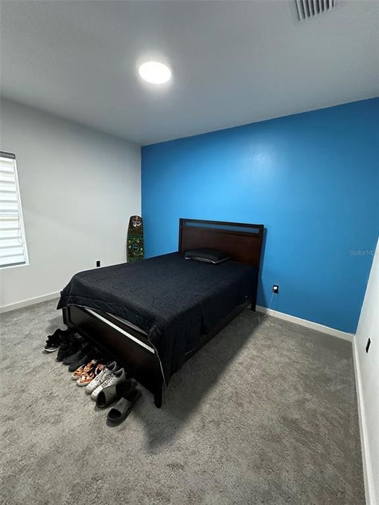 For Sale: $324,999 (3 beds, 2 baths, 1743 Square Feet)