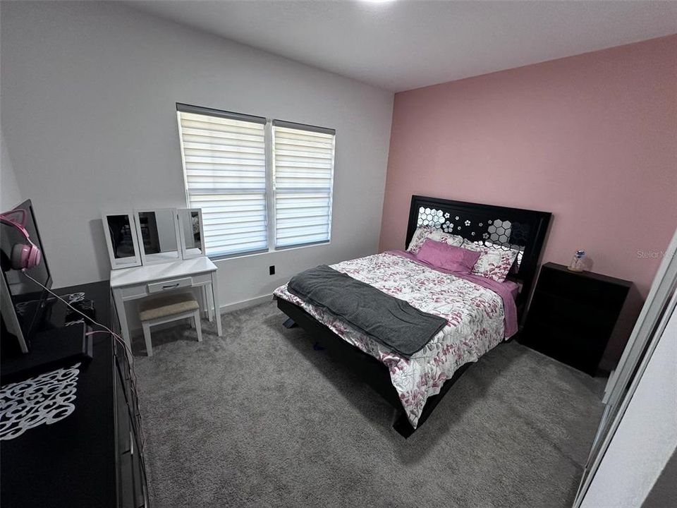 For Sale: $324,999 (3 beds, 2 baths, 1743 Square Feet)