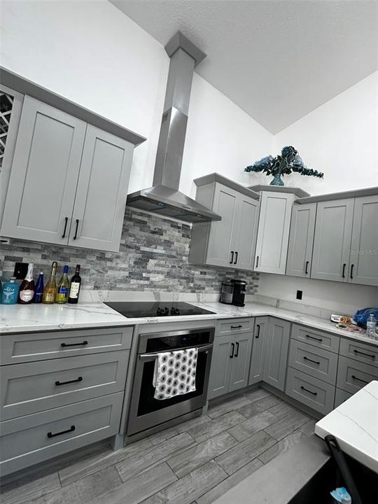 For Sale: $324,999 (3 beds, 2 baths, 1743 Square Feet)