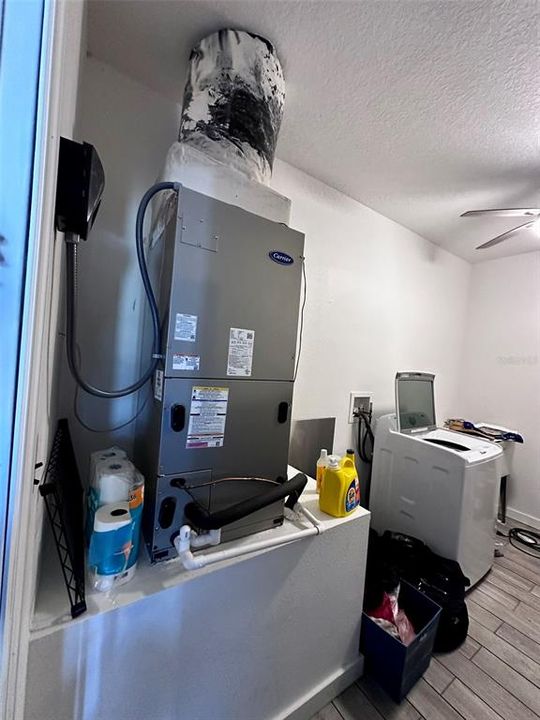 For Sale: $324,999 (3 beds, 2 baths, 1743 Square Feet)