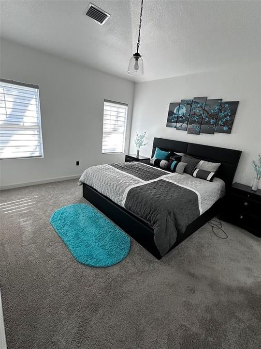 For Sale: $324,999 (3 beds, 2 baths, 1743 Square Feet)