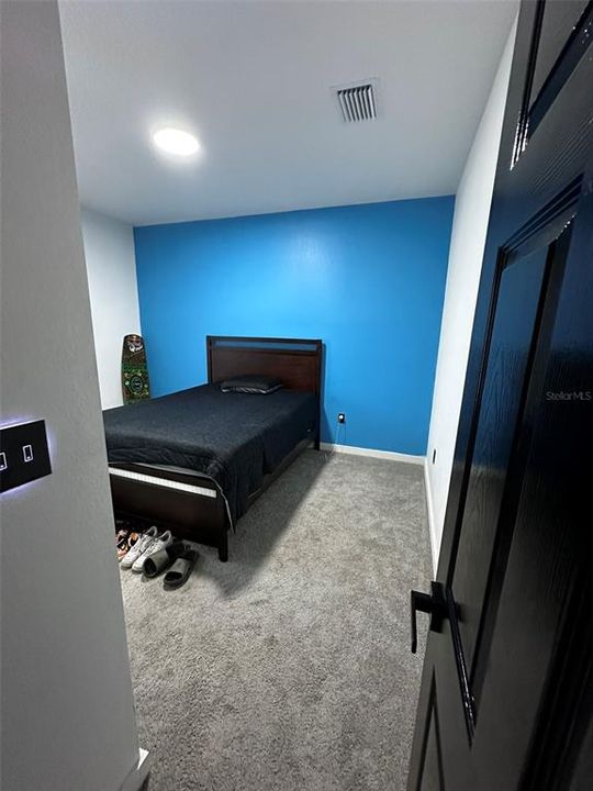 For Sale: $324,999 (3 beds, 2 baths, 1743 Square Feet)