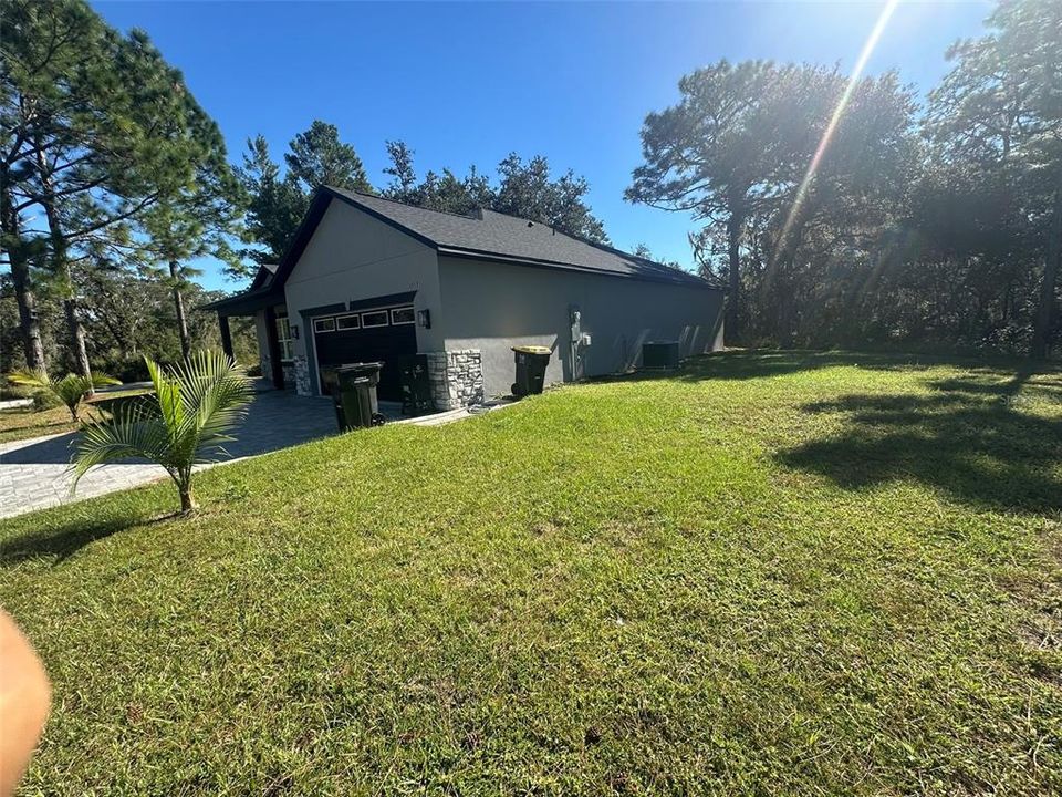 For Sale: $324,999 (3 beds, 2 baths, 1743 Square Feet)