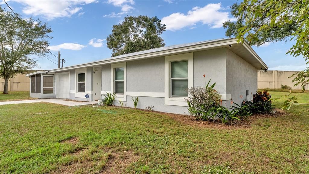 待售: $267,900 (3 贝兹, 1 浴室, 1018 平方英尺)