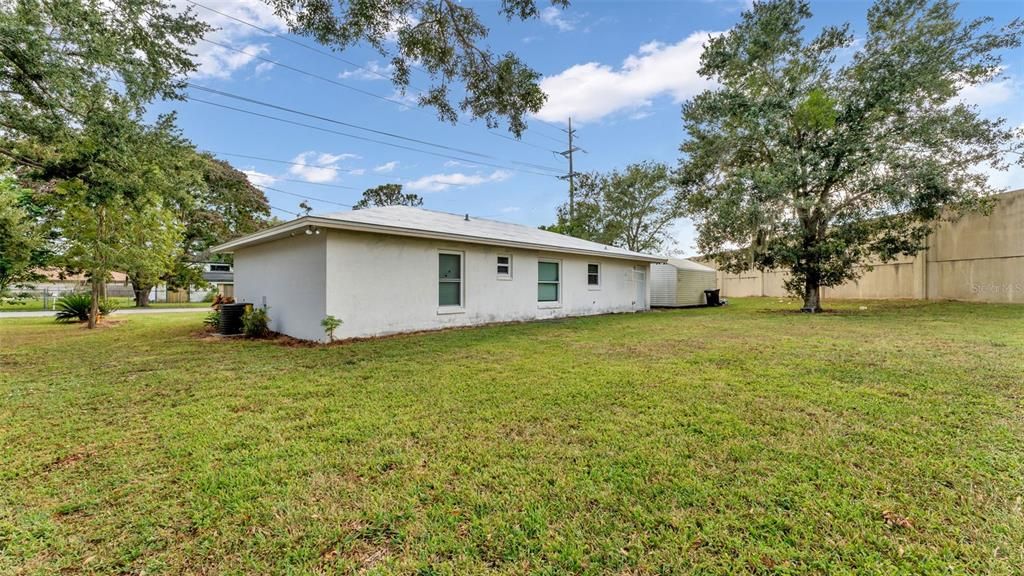 待售: $267,900 (3 贝兹, 1 浴室, 1018 平方英尺)