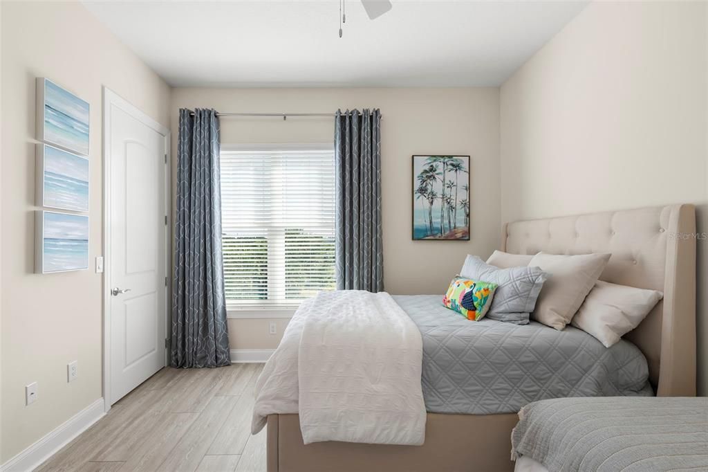 Active With Contract: $1,150,000 (3 beds, 2 baths, 2437 Square Feet)