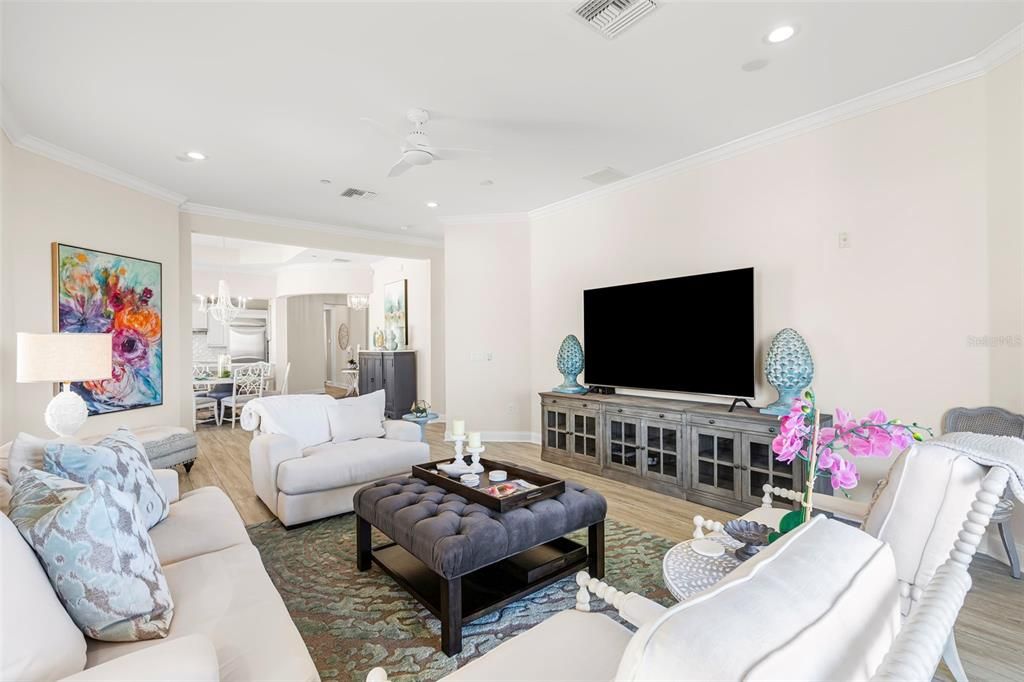 Active With Contract: $1,150,000 (3 beds, 2 baths, 2437 Square Feet)