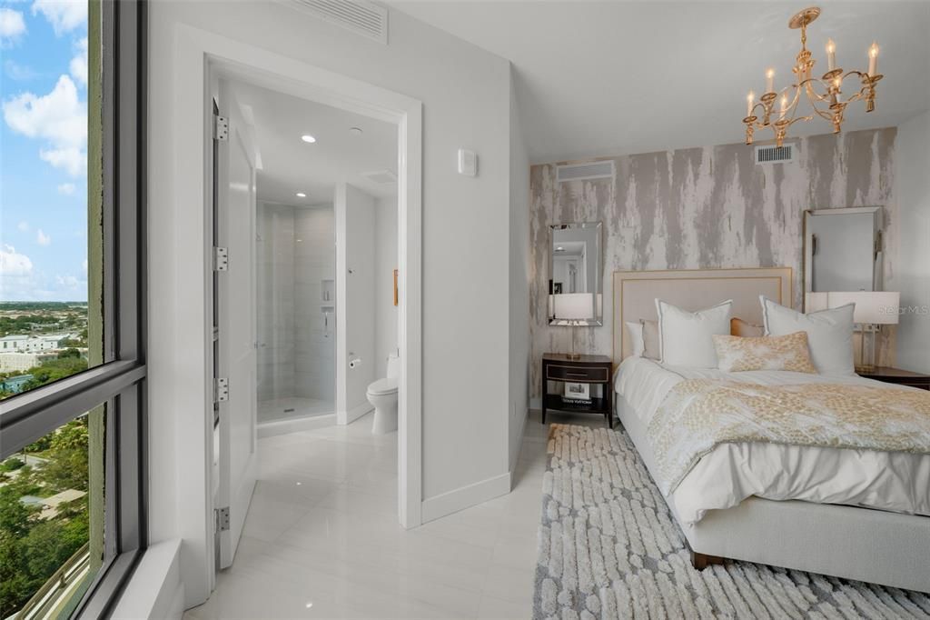 Под контрактом: $3,269,000 (3 спален, 4 ванн, 3058 Квадратных фут)