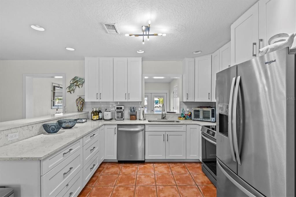 En Venta: $499,900 (3 camas, 2 baños, 1561 Pies cuadrados)