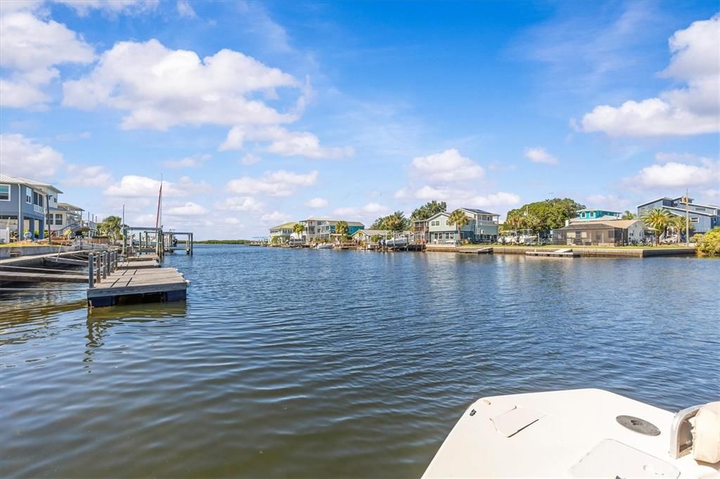 En Venta: $499,900 (3 camas, 2 baños, 1561 Pies cuadrados)