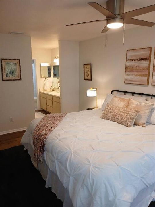 For Sale: $384,900 (3 beds, 2 baths, 1176 Square Feet)