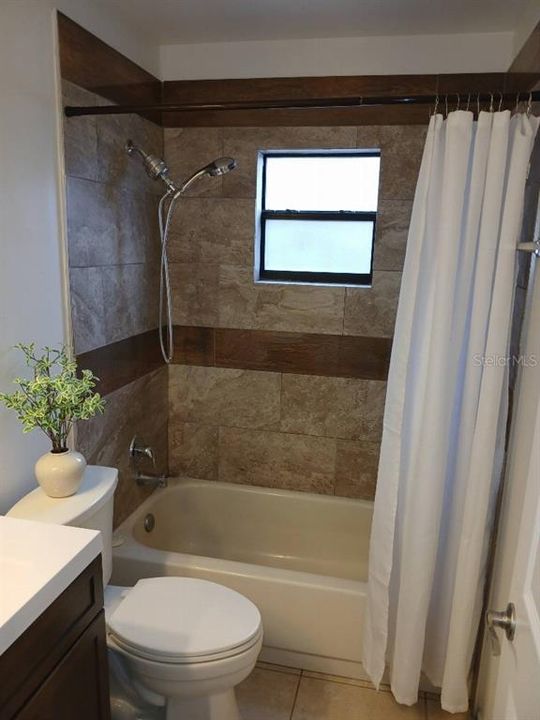 For Sale: $384,900 (3 beds, 2 baths, 1176 Square Feet)