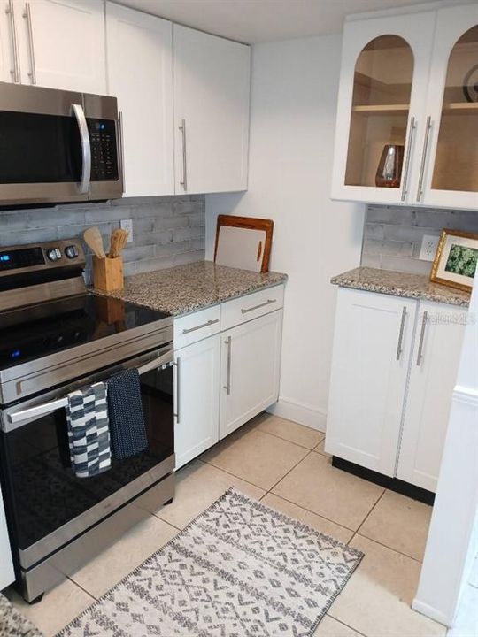 For Sale: $384,900 (3 beds, 2 baths, 1176 Square Feet)