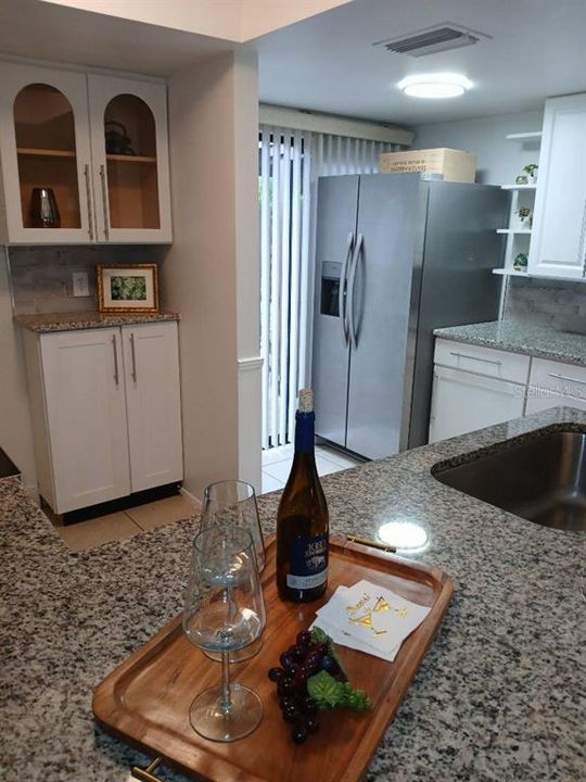 For Sale: $384,900 (3 beds, 2 baths, 1176 Square Feet)