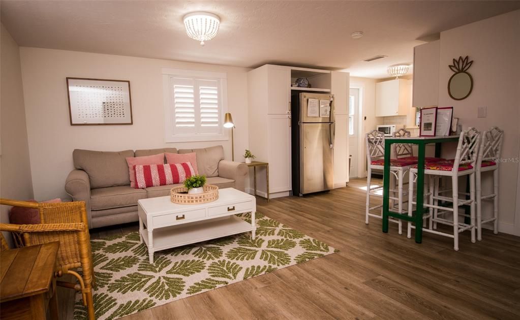 待售: $1,100,000 (0 贝兹, 0 浴室, 1441 平方英尺)