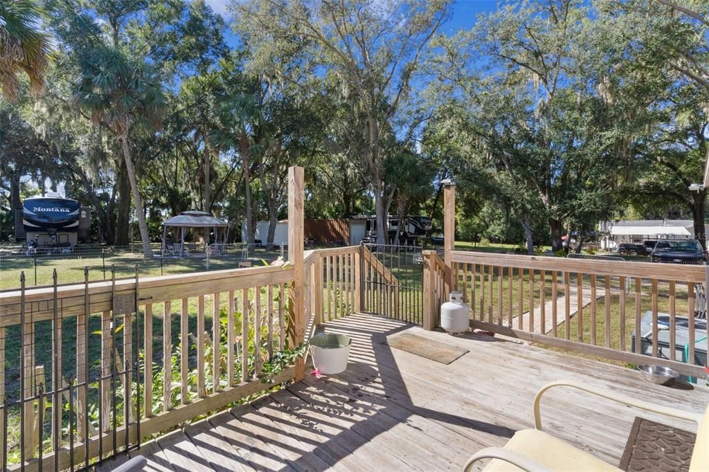 For Sale: $360,000 (3 beds, 2 baths, 1291 Square Feet)