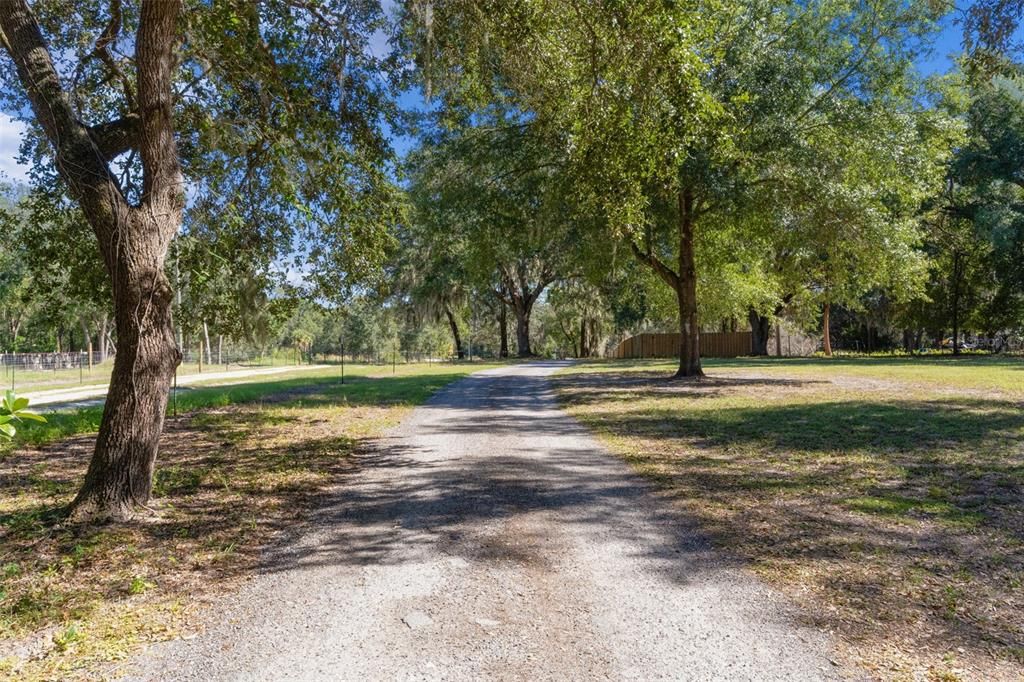For Sale: $360,000 (3 beds, 2 baths, 1291 Square Feet)