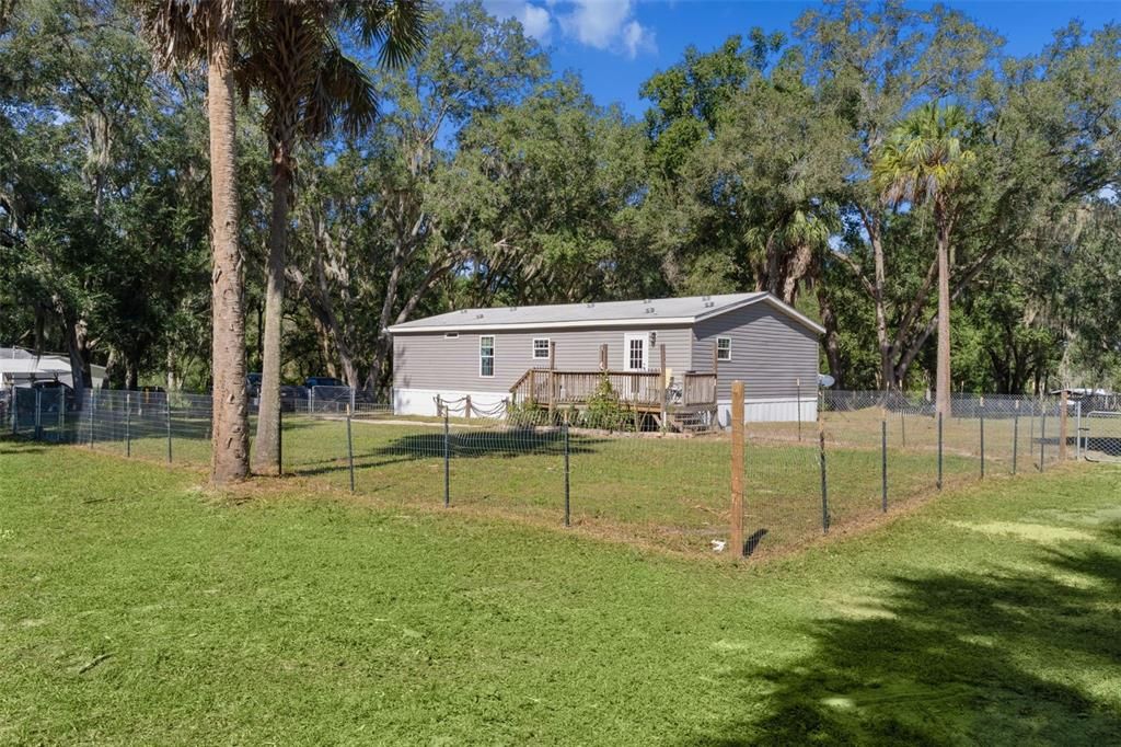 For Sale: $360,000 (3 beds, 2 baths, 1291 Square Feet)