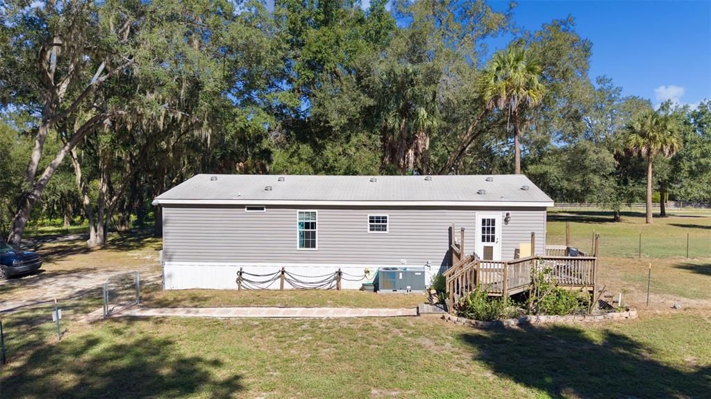 For Sale: $360,000 (3 beds, 2 baths, 1291 Square Feet)