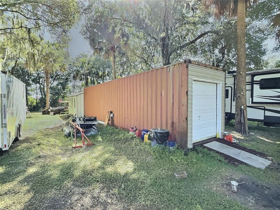 For Sale: $360,000 (3 beds, 2 baths, 1291 Square Feet)