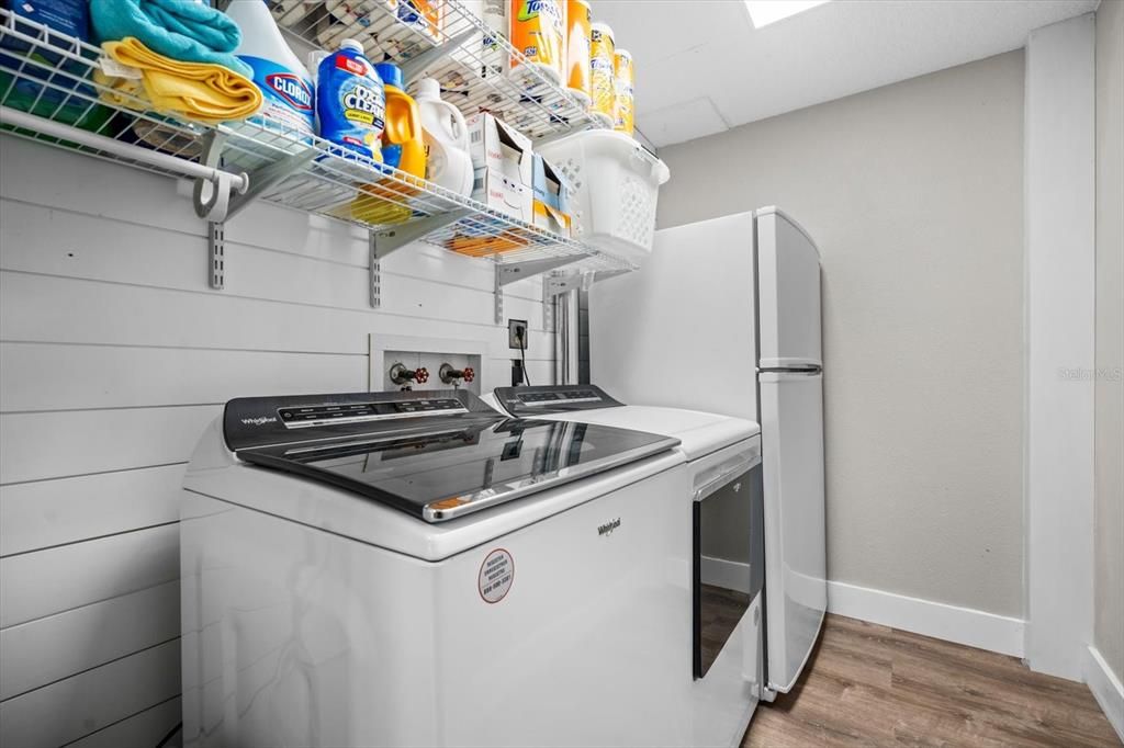 Active With Contract: $729,000 (4 beds, 3 baths, 2792 Square Feet)