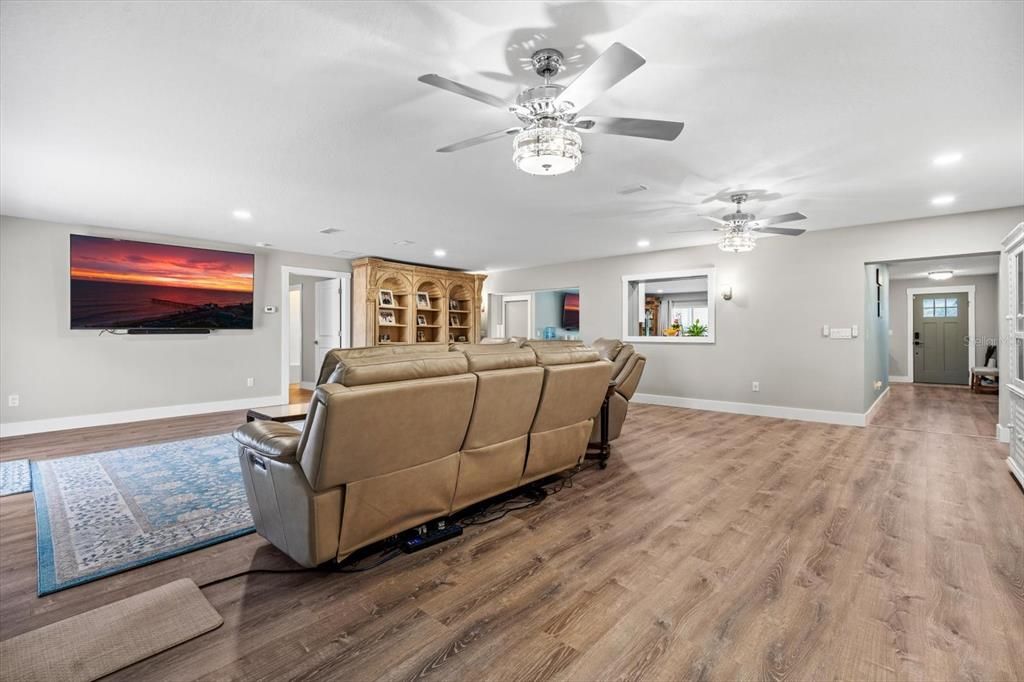 Active With Contract: $729,000 (4 beds, 3 baths, 2792 Square Feet)