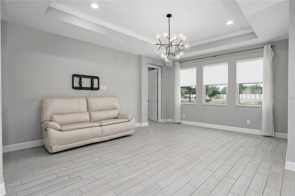 For Rent: $3,500 (3 beds, 3 baths, 2193 Square Feet)