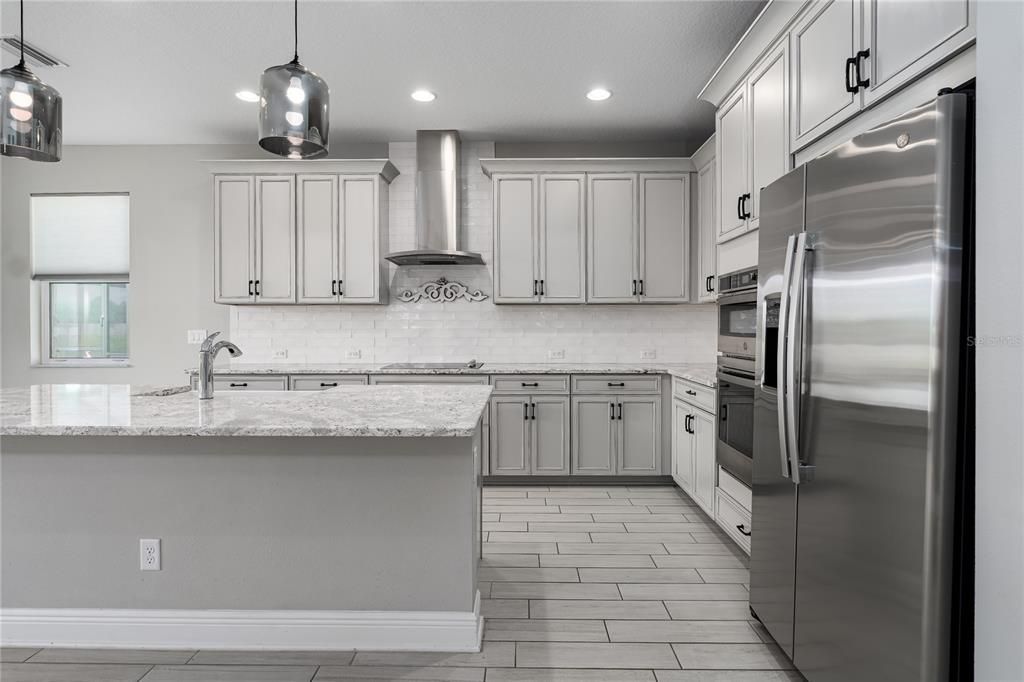 For Rent: $3,500 (3 beds, 3 baths, 2193 Square Feet)