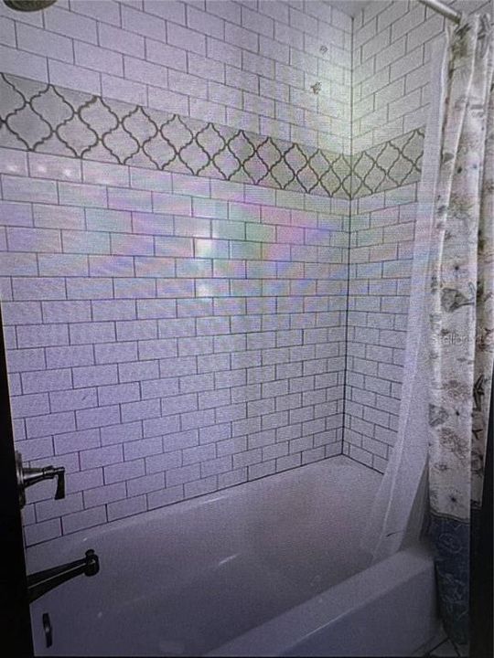 For Sale: $369,000 (3 beds, 1 baths, 1181 Square Feet)