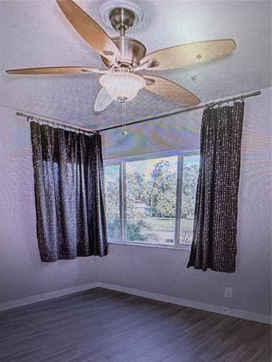 For Sale: $369,000 (3 beds, 1 baths, 1181 Square Feet)