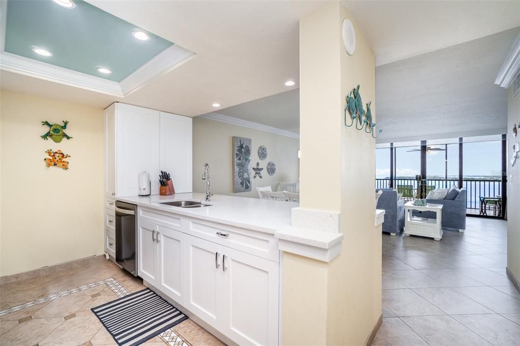 For Sale: $649,000 (2 beds, 2 baths, 1108 Square Feet)