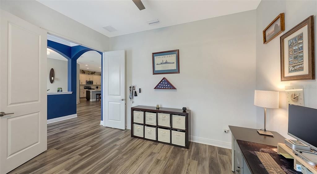 На продажу: $575,000 (3 спален, 3 ванн, 2503 Квадратных фут)