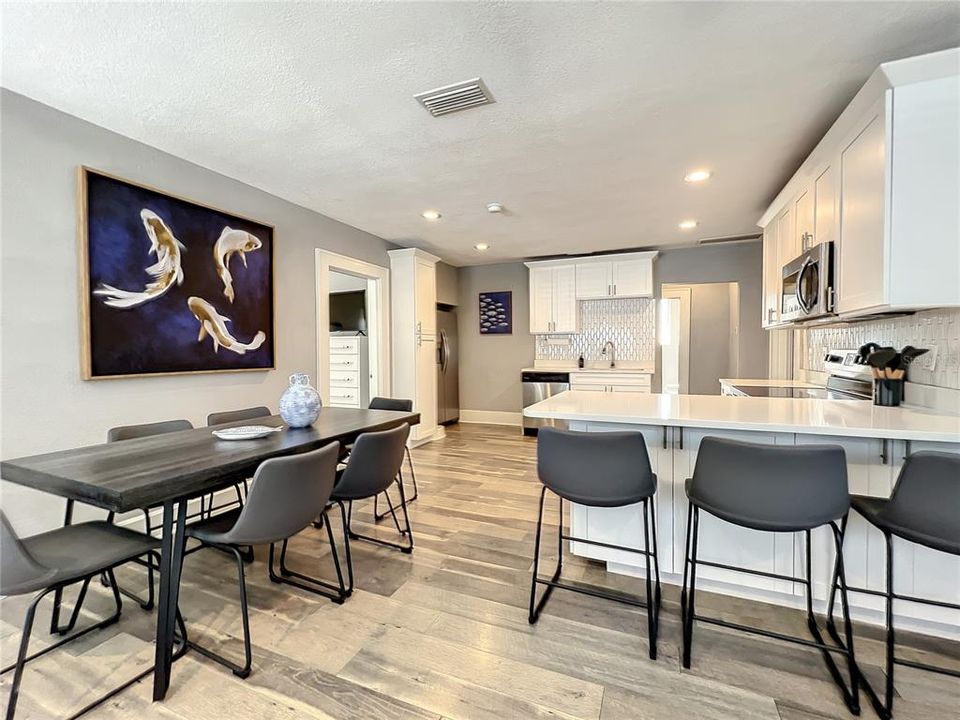 待售: $444,000 (3 贝兹, 2 浴室, 1200 平方英尺)